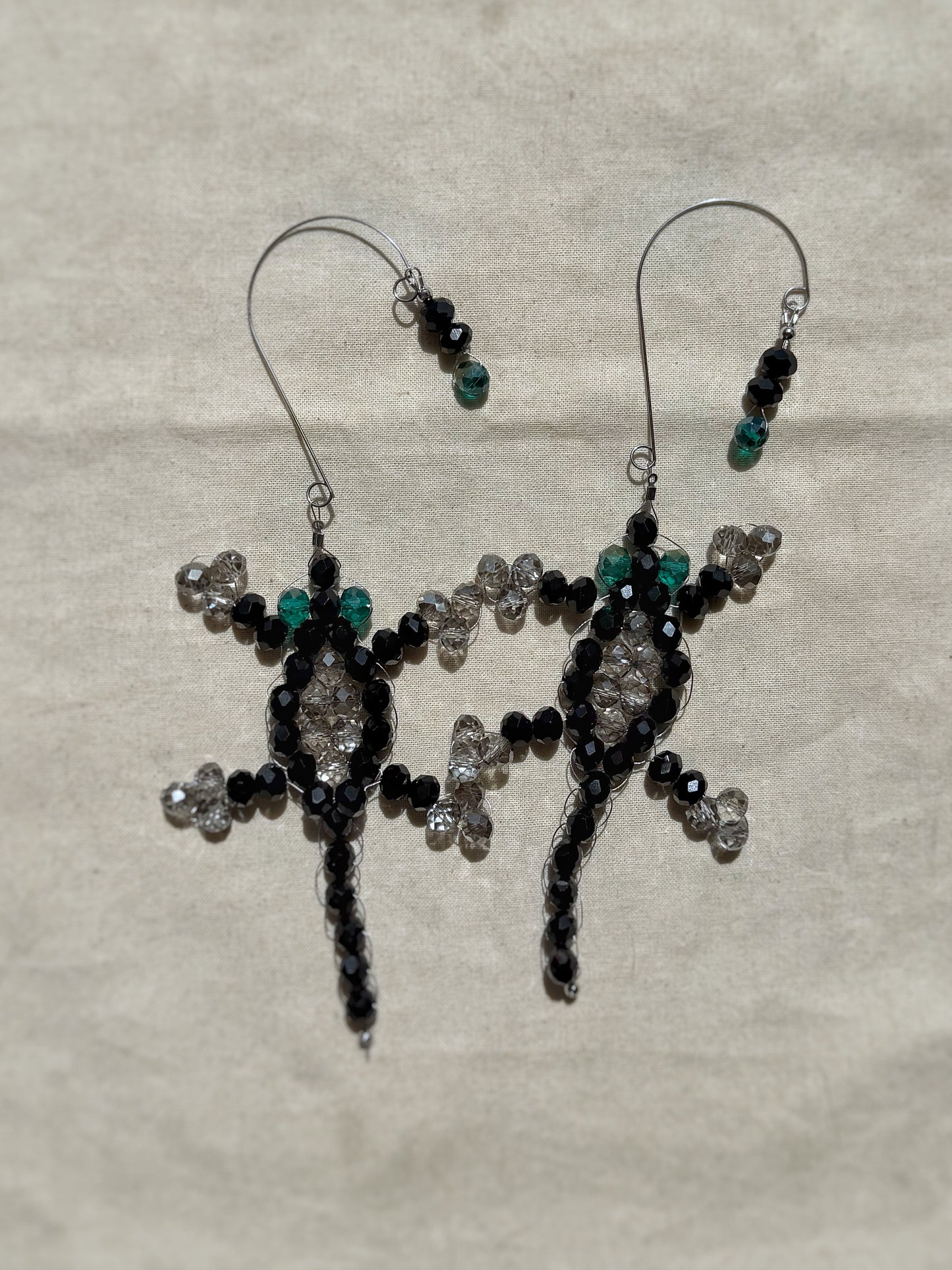Robin + Sparkles - Onyx Gecko Ear Cuffs