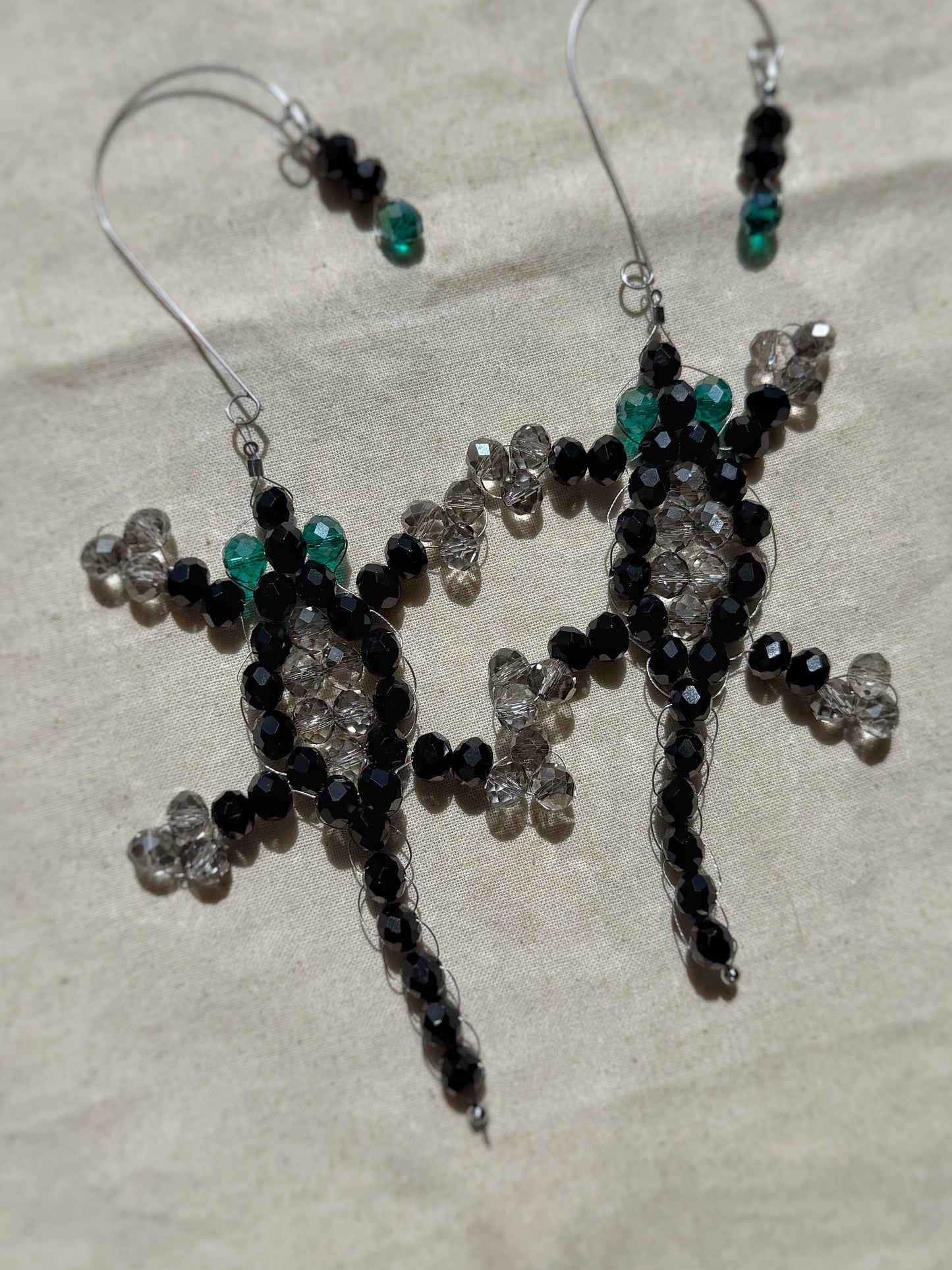 Robin + Sparkles - Onyx Gecko Ear Cuffs